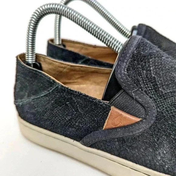 OluKai Pehuea Leather Slip On Loafer Flats - 7.5 - Picture 7 of 11